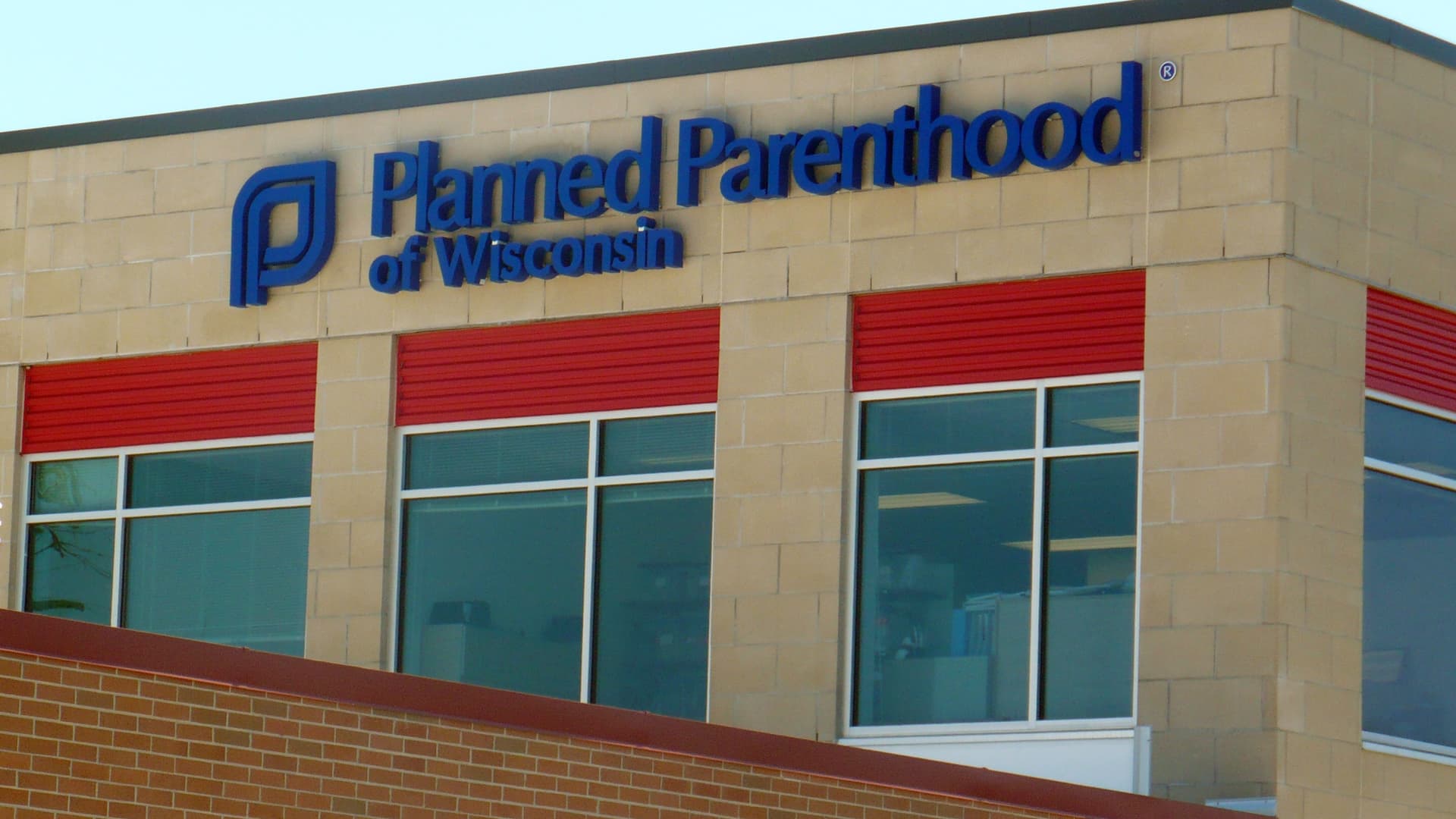 Deliberate Parenthood will resume abortions in Wisconsin after courtroom principles against 1849 ban