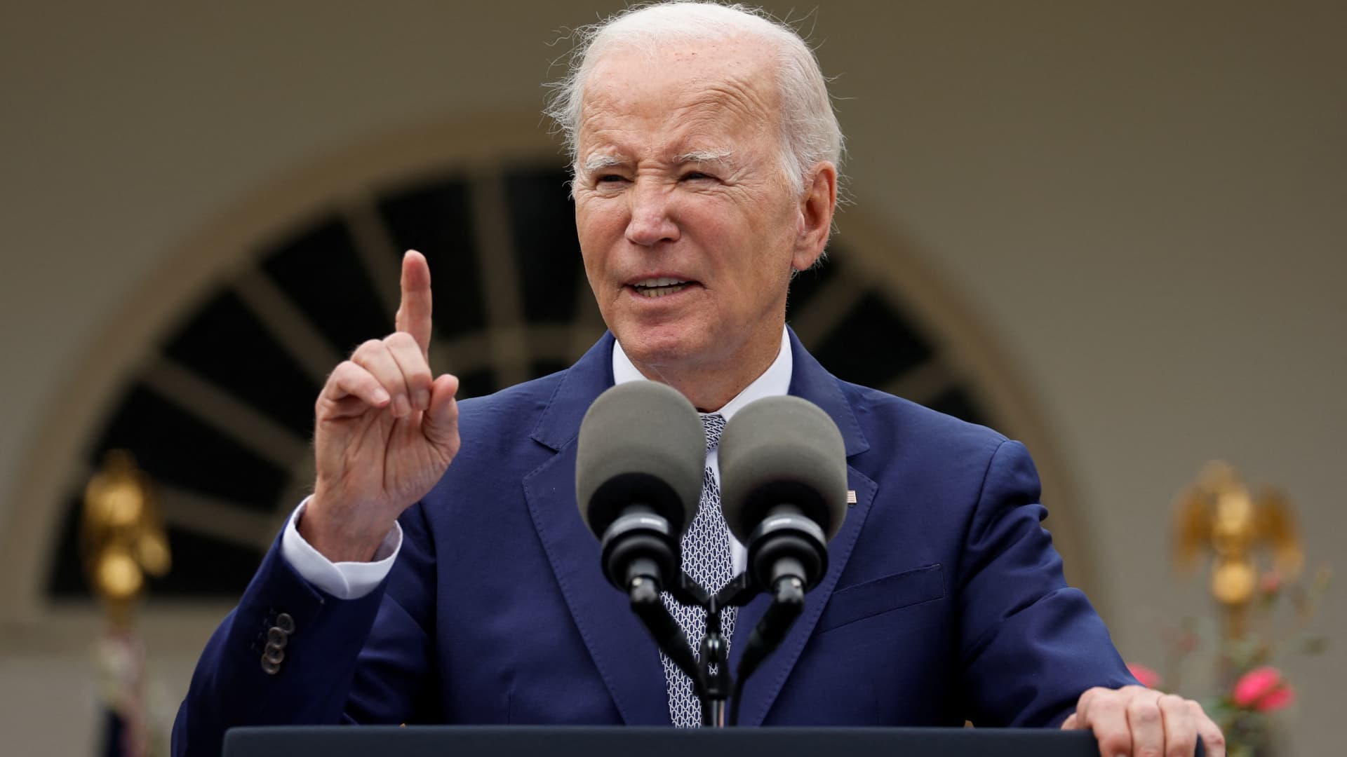 Biden will inch to Michigan to ‘be a part of the wooden line’ with UAW workers on strike