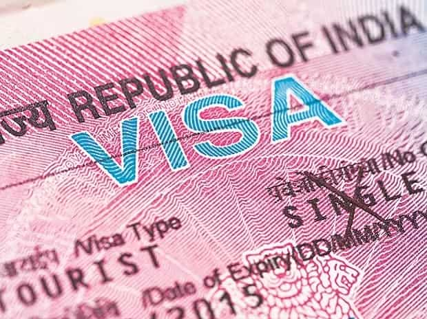 India decides to resume some visa products and companies for Canadians