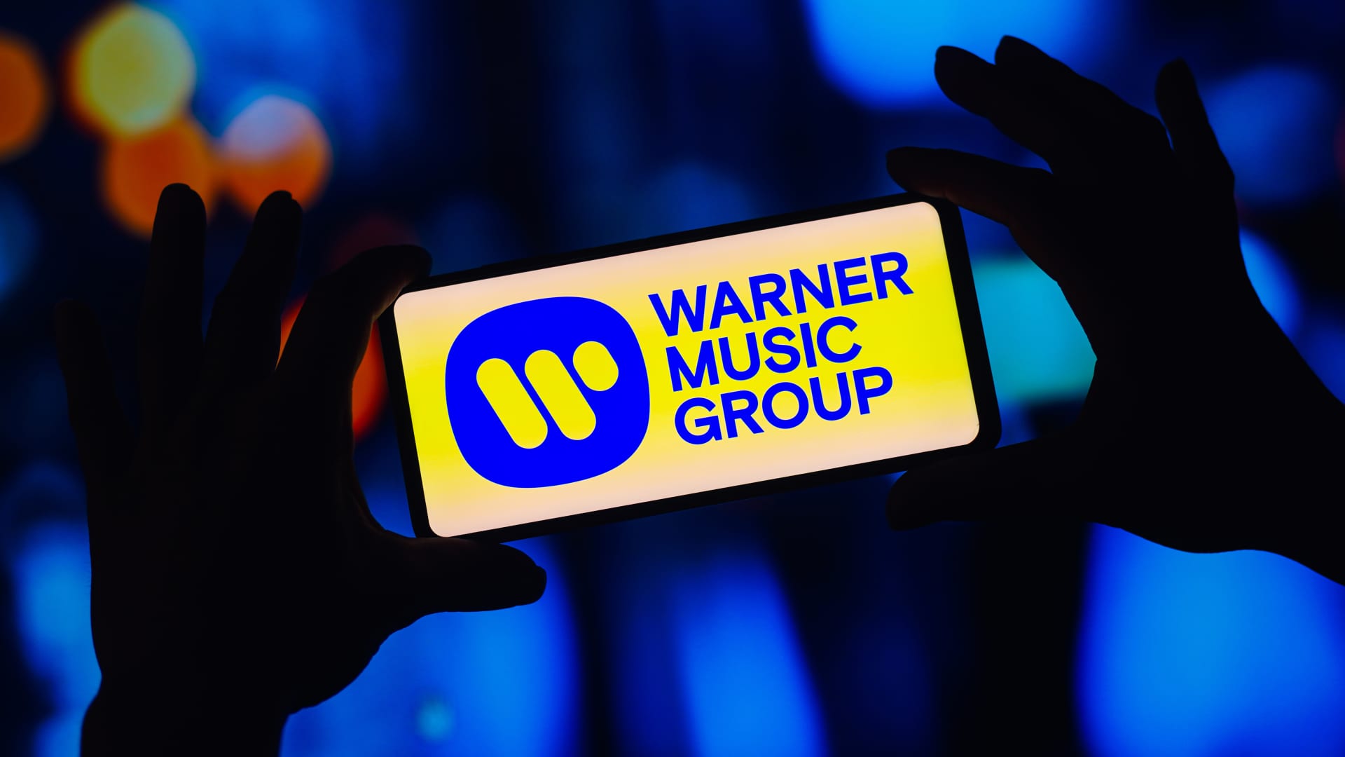 Warner Tune to slice 600 jobs, or 10% of workers