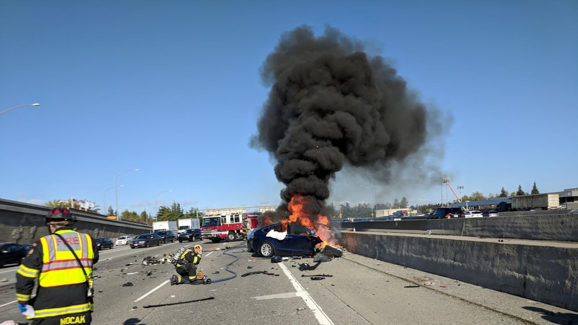 Federal regulator finds Tesla Autopilot has ‘vital security gap’ linked to hundreds of collisions