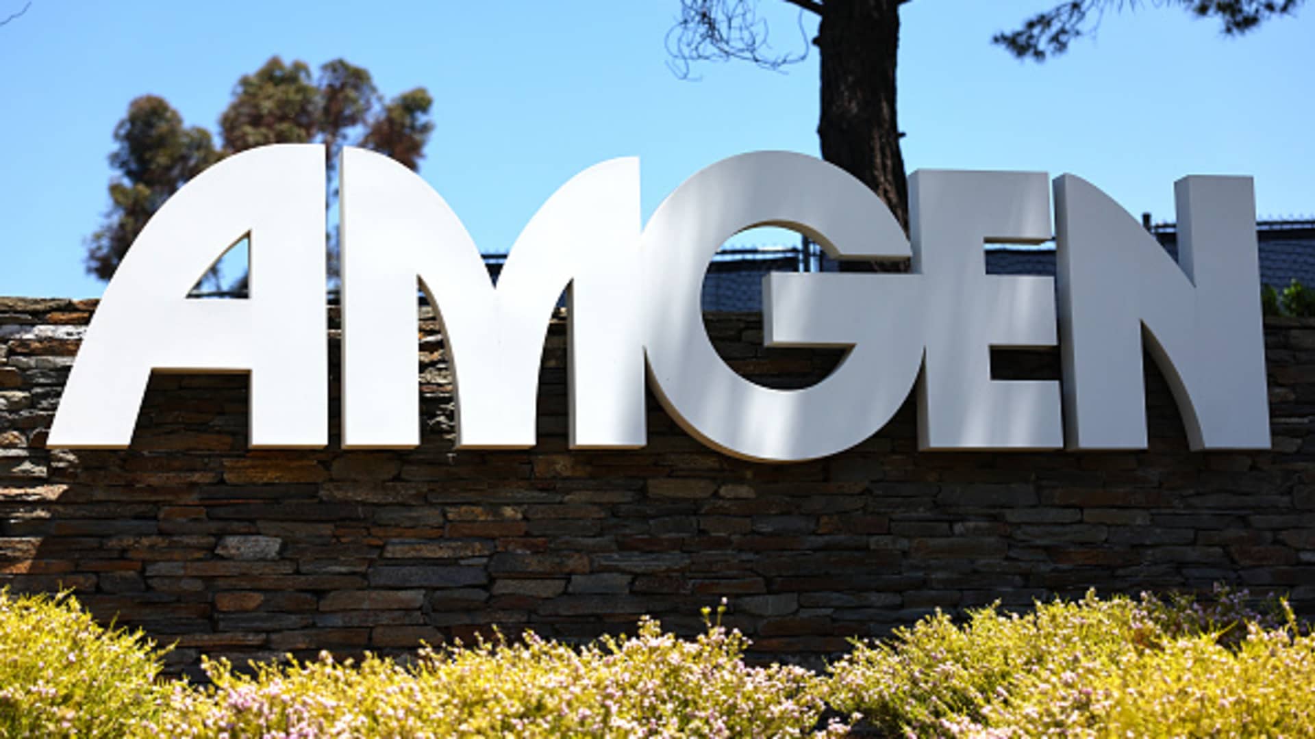 Amgen scraps experimental weight reduction pill, moves forward with injection