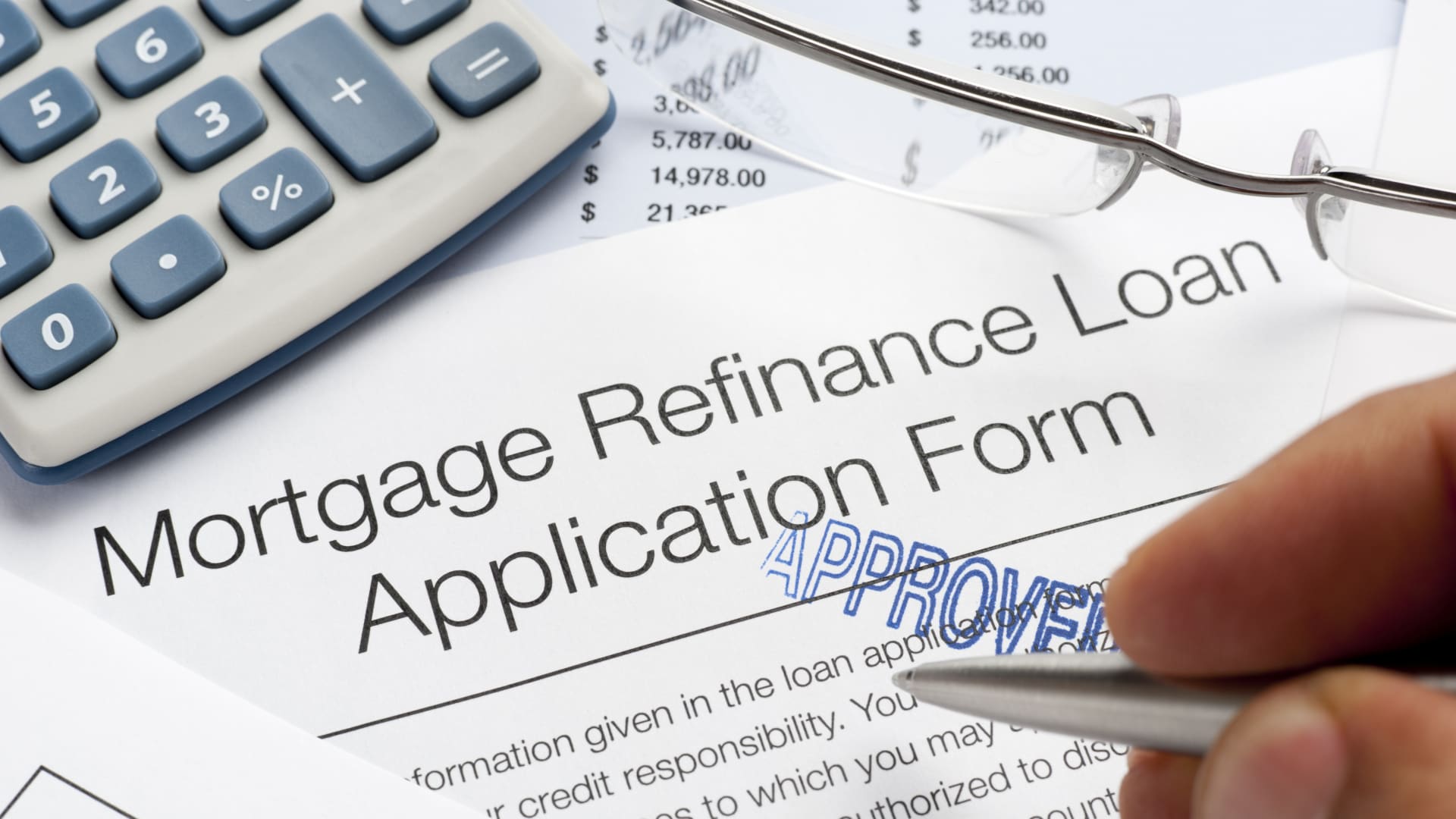 Mortgage refinance ask jumps to a 2-year high, as mortgage rates descend