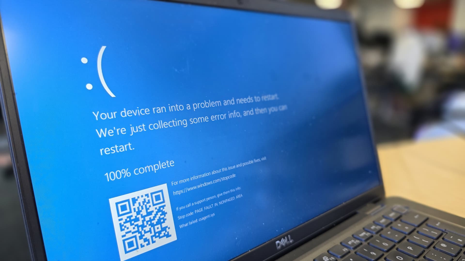 Microsoft customers hit with ‘blue show conceal of death’ after huge outage