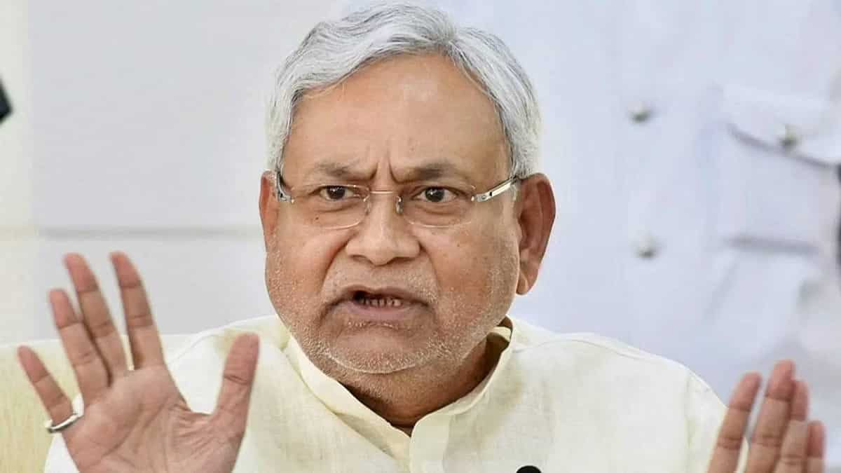 Bihar CM Nitish Kumar’s ‘You would possibly perhaps perhaps additionally very well be a lady, don’t you understand the leisure?’ observation sparks outrage