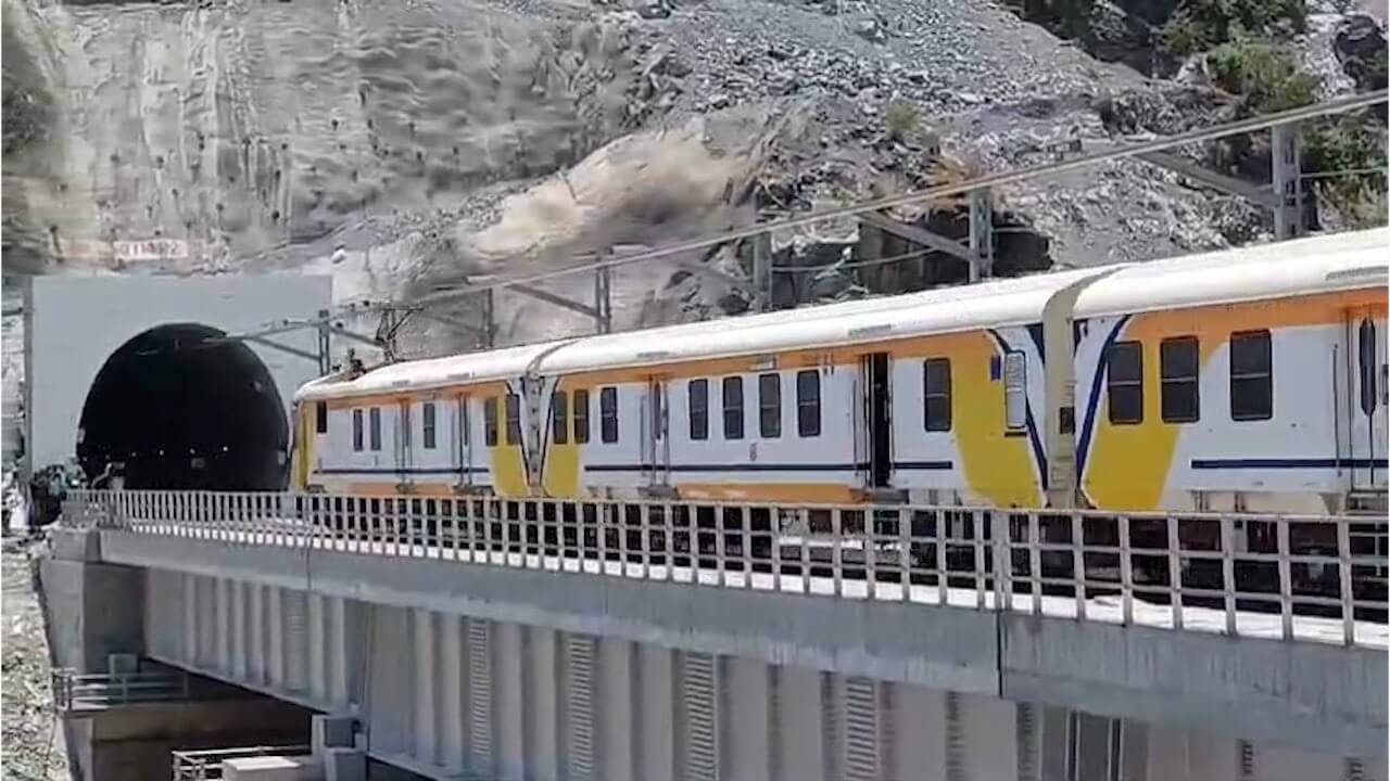 Successful Trial Run of MEMU Train between Sangaldan – Reasi Section of USBRL Project: A Major Milestone for Jammu & Kashmir